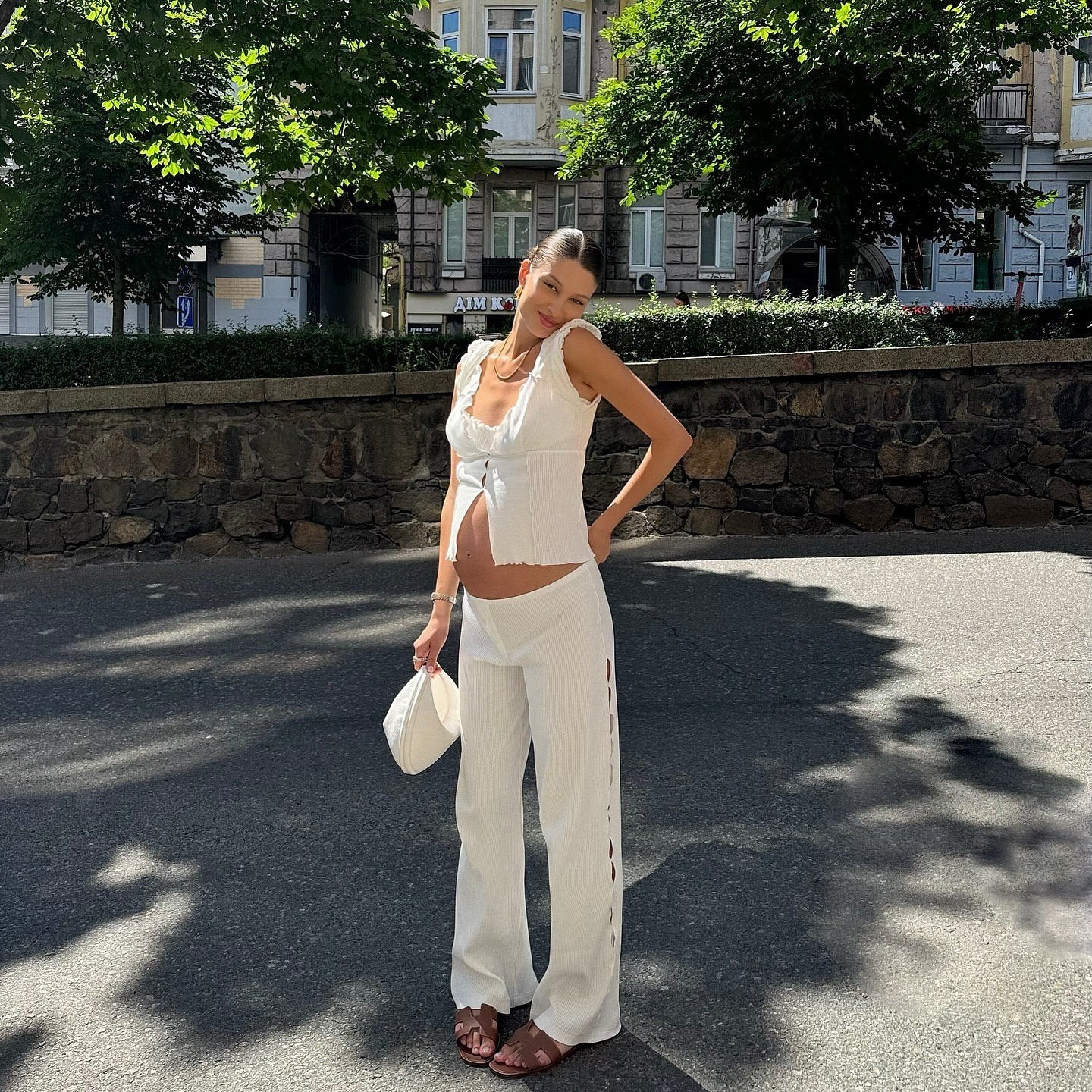 Short Wavy Tank in White - Image 6