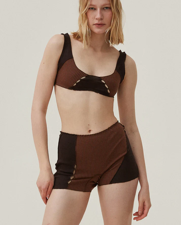 Iconic Shorts in Brown - Image 4