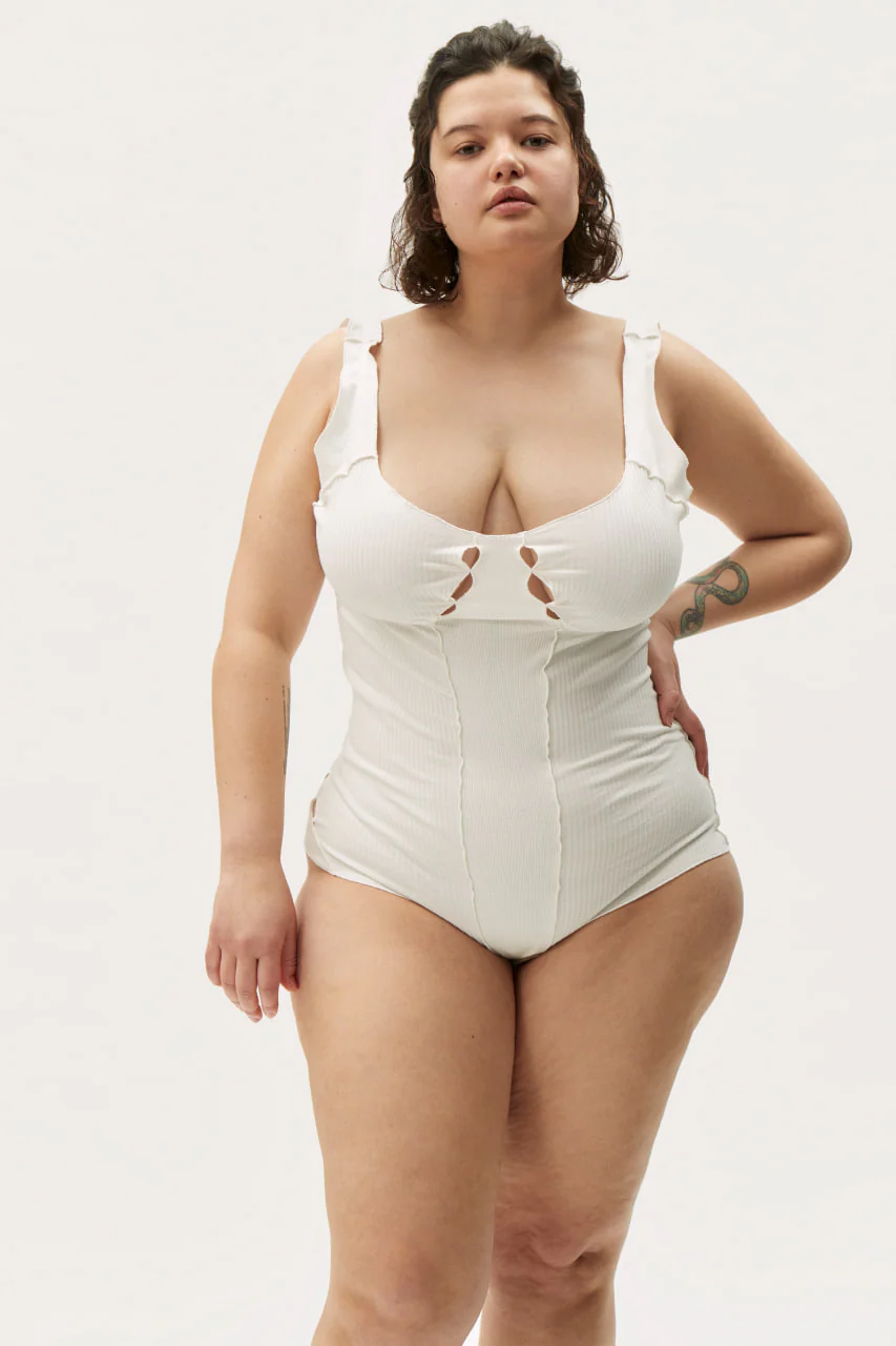 Wavy Bodysuit in White - Image 4